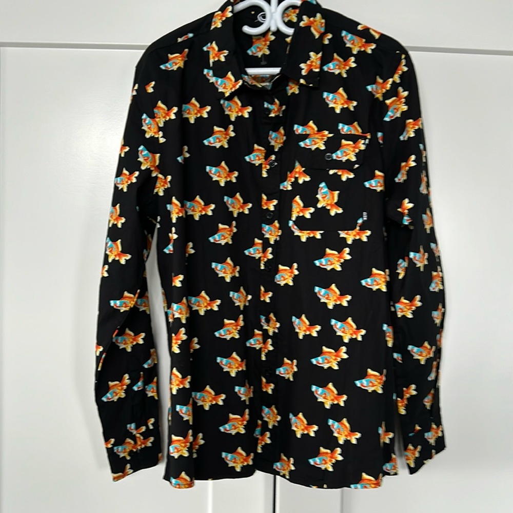 Men’s Neff Great design and colour button down shirt